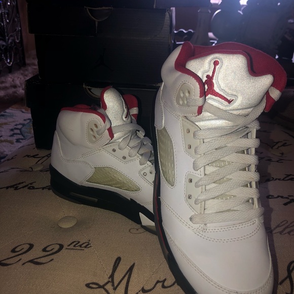 Air Jordan’s 5 Retro - Picture 1 of 6